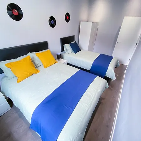 Modern 1 Bedroom Flat In Wood Green Londen Buitenkant foto